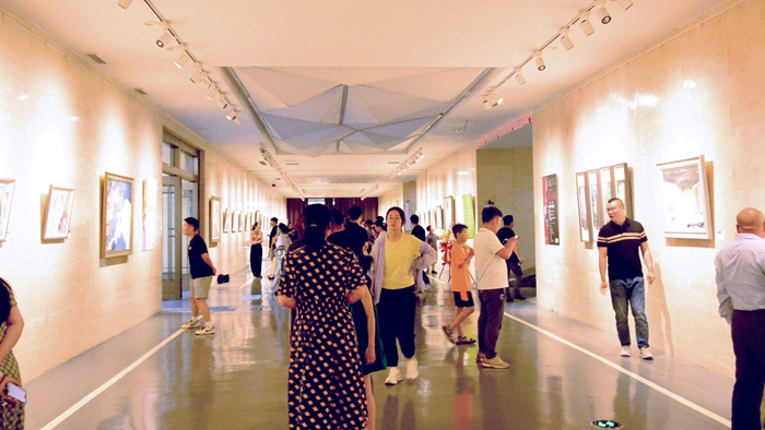 第三届《一一风荷举》|《痕迹》薛杰喜油画作品展在临沂美术馆开幕 第 12 张