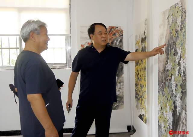 杜相海画展和杜相海艺术研讨会在厉明霜艺术馆隆重举行 第 7 张