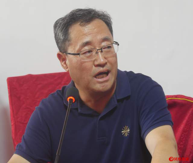 杜相海画展和杜相海艺术研讨会在厉明霜艺术馆隆重举行 第 16 张