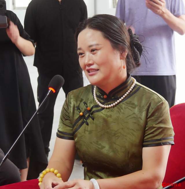 杜相海画展和杜相海艺术研讨会在厉明霜艺术馆隆重举行 第 24 张