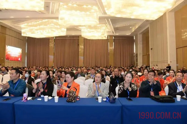 砥砺前行，共创辉煌！兴华社山东临沂运营中心10月末表彰大会举行 第 5 张