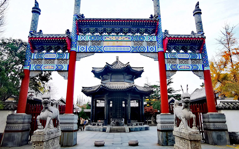 书圣文化传承发展暨友好城市书画交流会在王羲之故居举行 第 2 张