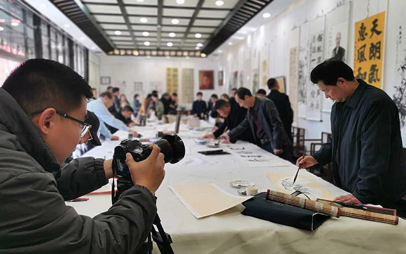 书圣文化传承发展暨友好城市书画交流会在王羲之故居举行 第 13 张