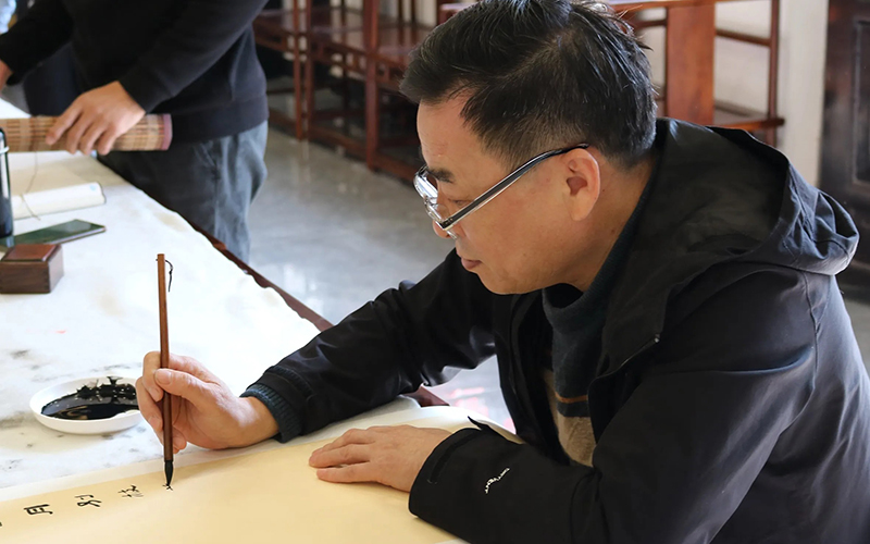 书圣文化传承发展暨友好城市书画交流会在王羲之故居举行 第 18 张